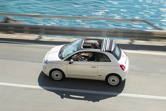 "Vehículo Fiat en ruta — caso de éxito Automotriz de Ploy con Fiat Ecuador "Vehículo Fiat en ruta — caso de éxito Automotriz de Ploy con Fiat Ecuador